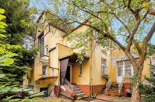Villa kaufen in 14129 Berlin, Ihr Sanierungsprojekt auf einem riesigen Grundstück voller Möglichkeiten