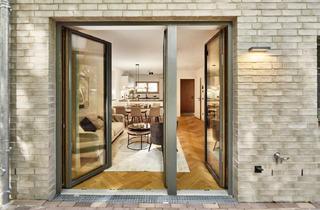 Haus kaufen in 20357 Hamburg, Familiennest mit Terrasse und Dachterrasse - mitten auf der Schanze