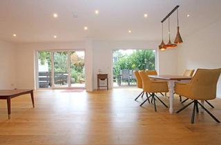 Haus kaufen in 50226 Frechen, Dieses nahezu perfekte Familiendomizil in Frechen lässt Wünsche wahr werden!