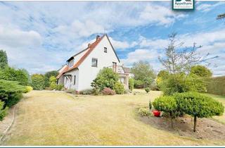 Haus kaufen in 32369 Rahden, Rahden - Zweifamilienhaus mit Wintergarten, Sauna und großem Garten - Platz für Ihre Ideen