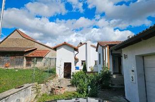 Einfamilienhaus kaufen in 97519 Riedbach, Riedbach - Einfamilienhaus mit Einliegerwohnung