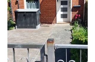 Reihenhaus kaufen in 26721 Emden, Emden - Kleines Reihenhaus in Emden