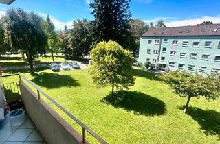 Wohnung kaufen in 83301 Traunreut, Traunreut - Schöne 3 Zimmer Wohnung mit Keller und eigenem KFZ Stellplatz