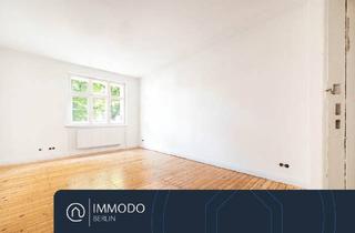 Wohnung kaufen in 14165 Berlin, Berlin - Wohnen in Zehlendorf Mitte - Erstbezug nach Sanierung in eine 3 Zimmer Stuck-Altbau-Whg mit Dielen