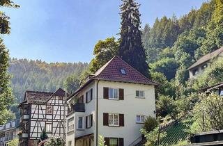 Einfamilienhaus kaufen in 75365 Calw, Naturnahes Wohnen mit viel Platz und Entwicklungsmöglichkeiten