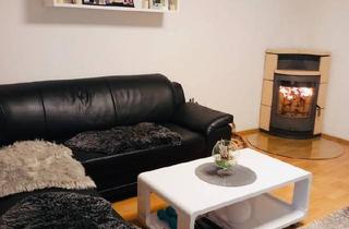 Wohnung kaufen in 95632 Wunsiedel, Wunsiedel - 3-Zimmer-Wohnung (EG) mit Kamin und Gartenzugang - Holenbrunn