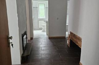 Wohnung kaufen in 95632 Wunsiedel, Wunsiedel - 3-Zimmer-Wohnung (1. OG) mit Kamin, Garten - Holenbrunn