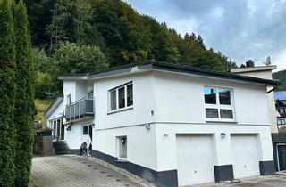 Einfamilienhaus kaufen in 75323 Bad Wildbad, Bad Wildbad - Freistehendes Einfamilienhaus mit Einliegerwohnung am Waldrand
