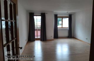 Wohnung kaufen in 83115 Neubeuern, Neubeuern - Schöne helle 3-Zimmer Eigentumswohnung 1.OG mit Südbalkon