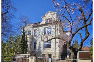 Villa kaufen in 12205 Berlin, Großzügige Gründerzeitvilla in Villenkolonie Lichterfelde-West