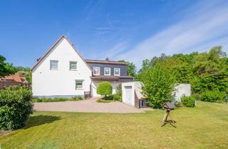 Doppelhaushälfte kaufen in 29525 Uelzen, Schöne und modernisierte Doppelhaushälfte mit Garage und großem Grundstück in Uelzen