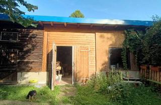 Haus kaufen in 66119 Saarbrücken, Saarbrücken - Wochenendgrundstück mit Haus und Scheune im Almet