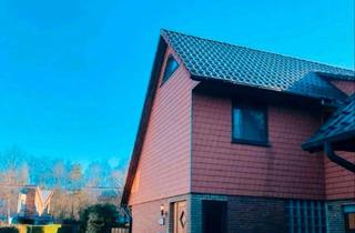 Wohnung kaufen in 26133 Oldenburg, Oldenburg - Wohnung im Zweifamilienhaus mit Garten, Balkon und Sauna
