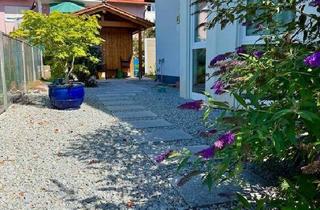 Haus kaufen in 90613 Großhabersdorf, Großhabersdorf - Schöne DHH mit Einliegerwohnung, Garage und zwei Stellplätzen in Großhabersdorf