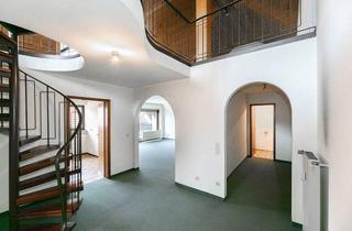 Wohnung kaufen in 89233 Neu-Ulm, Schicke Maisonette-Wohnung im Ortszentrum