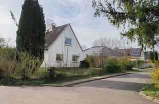 Immobilie kaufen in 25451 Quickborn, Grundstück mit Altbestand in perfekter Endsackgassenlage in Quickborn