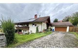 Haus kaufen in 94551 Lalling, Geräumiges Wohnhaus mit möglicher Einliegerwohnung ! Incl. PV Anlage !