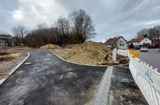 Immobilie kaufen in 85253 Erdweg, 3.900 m² - Attraktives Baugrundstück für 8 Doppelhaushälften und 3 Einfamilienhäusern