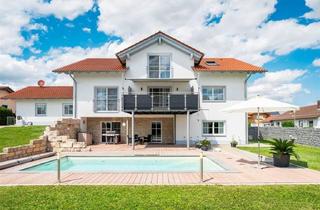 Haus kaufen in 94550 Künzing, Barrierefreies Traumhaus mit Einliegerwohnung und Pool in Forsthart bei Künzing