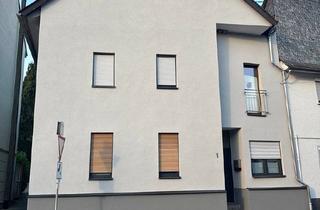 Einfamilienhaus kaufen in 65618 Selters, Einfamilienhaus mit Nebengebäude, Hof und Garage