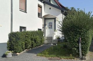 Mehrfamilienhaus kaufen in 34355 Staufenberg, Attraktives Renditeobjekt – vermietetes Mehrfamilienhaus in beliebter Lage von Staufenberg