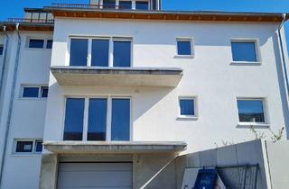 Wohnung mieten in Kreuzstraße 19, 79353 Bahlingen, Helle 3 Zimmer Wohnung