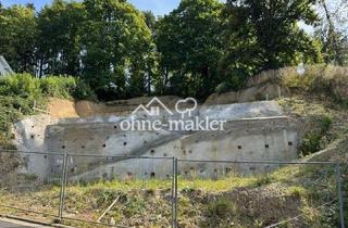 Immobilie kaufen in Eppenhainer Weg, 65817 Eppstein, Baugrundstück in Eppstein-Vockenhausen: Baugenehmigung für Zweifamilienhaus vorhanden.