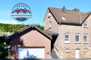 Doppelhaushälfte kaufen in 51645 Gummersbach, Charmantes Haus mit Doppelgarage in bester Lage