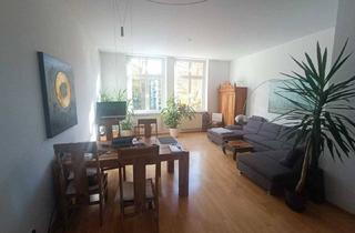 Wohnung kaufen in 66119 Saarbrücken, Saarbrücken - Vermietete, sehr großzügige moderne Wohnung in Saarbrücken-St. Arnual zu verkaufen