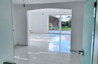 Wohnung kaufen in 58099 Hagen, Hagen - Exklusive Erdgeschosswohnung im 2-Fam. Haus - Einzugsbereit !