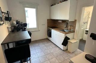 Wohnung kaufen in 70435 Stuttgart, Stuttgart - Kernsanierte, ruhige & helle, 3-ZImmer Wohnung
