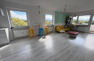 Loft kaufen in 95615 Marktredwitz, Marktredwitz - Hippe Wohnung mit Loftcharakter und traumhaftem Ausblick