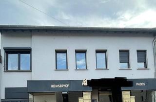 Haus kaufen in 66773 Schwalbach, Schwalbach - Wohn- und Geschäftshaus mit modernem Ladenlokal & Ausbaupotenzial