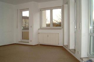 Wohnung kaufen in 02763 Zittau, Hell und bequem - Wohnung mit Balkon und Aufzug!