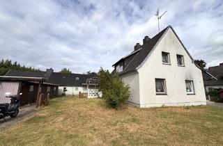 Einfamilienhaus kaufen in 26209 Hatten, Grundstück mit Altimmobilie in Hatterwüsting zu verkaufen