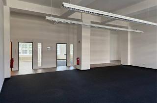 Büro zu mieten in Ruschestraße 64-70, 10365 Berlin, Schönes Büro mit sehr hohen Decken in Lichtenberg zu mieten