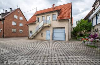 Einfamilienhaus kaufen in 75382 Althengstett, Autoliebhaber aufgepasst! Kleines EFH mit 2-Zimmern und großer Garage - Platz für 3 Autos!