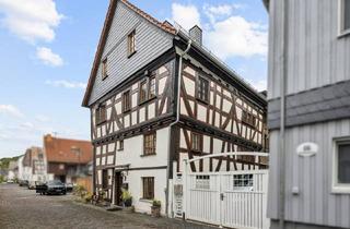 Haus kaufen in 35792 Löhnberg, Nähe Weilburg: Aufwendig saniertes Fachwerkhaus in zentraler Lage