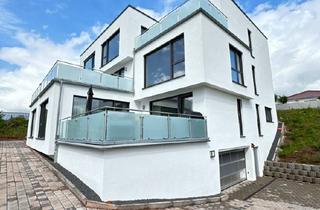 Penthouse kaufen in Am Kalenberg 51, 66265 Heusweiler, Neuwertiges Penthouse mit EBK + 3 Stellplätzen in Energie-Effizienzhaus