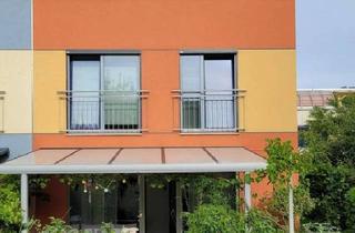 Doppelhaushälfte kaufen in 12526 Berlin, Berlin - IHR TRAUMHAUS IM GRÜNEN SÜDEN BERLINS + 4 ZIMMER + 2 BÄDER + DACHTERRASSE + SCHÖNER GARTEN + PARADU