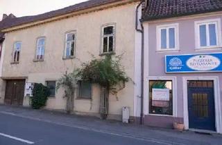 Haus kaufen in 97486 Königsberg in Bayern, Königsberg in Bayern - Historisches Haus mit 3 Wohnungen & Wirtschaft