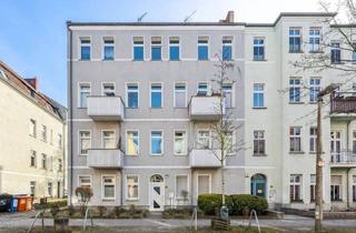 Wohnung kaufen in 10318 Berlin, Berlin - Attraktive 2-Zimmer-Wohnung in Berlin-Karlshorst mit Ausbaupotenzial auf 4 Zimmer