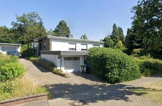 Haus kaufen in 47506 Neukirchen-Vluyn, Neukirchen-Vluyn - Freistehender Bungalow mit großem Grundstück, provisionsfrei