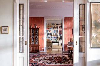 Wohnung kaufen in Am Volkspark, 10715 Berlin, Berlin - Mondäne Altbauwohnung mit Westbalkon am Volkspark Wilmersdorf