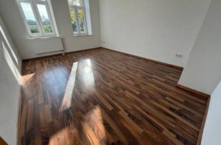 Wohnung mieten in Rembrandtstraße 45, 09111 Chemnitz, Tageslichtbad mit Eckwanne - große Küche - 3.OG
