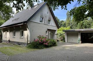 Haus kaufen in 33729 Bielefeld, Zweifamilienhaus in Bielefeld-Milse – Wohnen ohne direkte Nachbarn! - Holzmann Immobilien