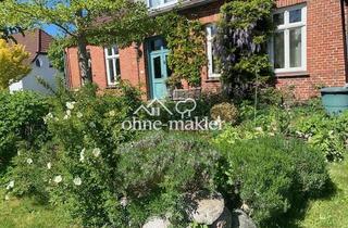 Einfamilienhaus kaufen in 18347 Dändorf, Kapitänshaus in Ostseenähe mit Baulandoption