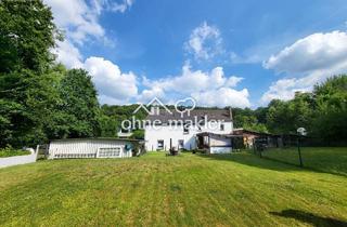 Mehrfamilienhaus kaufen in 45527 Hattingen, Charmantes Mehrfamilienhaus in Waldrandlage mit großem Grundstück und Ausbaupotenzial