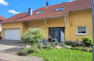 Mehrfamilienhaus kaufen in 74746 Höpfingen, Höpfingen - Für Eigennutzer und Anleger: MFH mit 3 Einheiten und Top-Potenzial in Höpfingen-Waldstetten