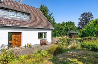 Einfamilienhaus kaufen in 45529 Hattingen, Hattingen - Wohnen mit Charme: Großzügiges Einfamilienhaus mit zwei Einliegerwohnungen und Traumgarten in Hattingen
